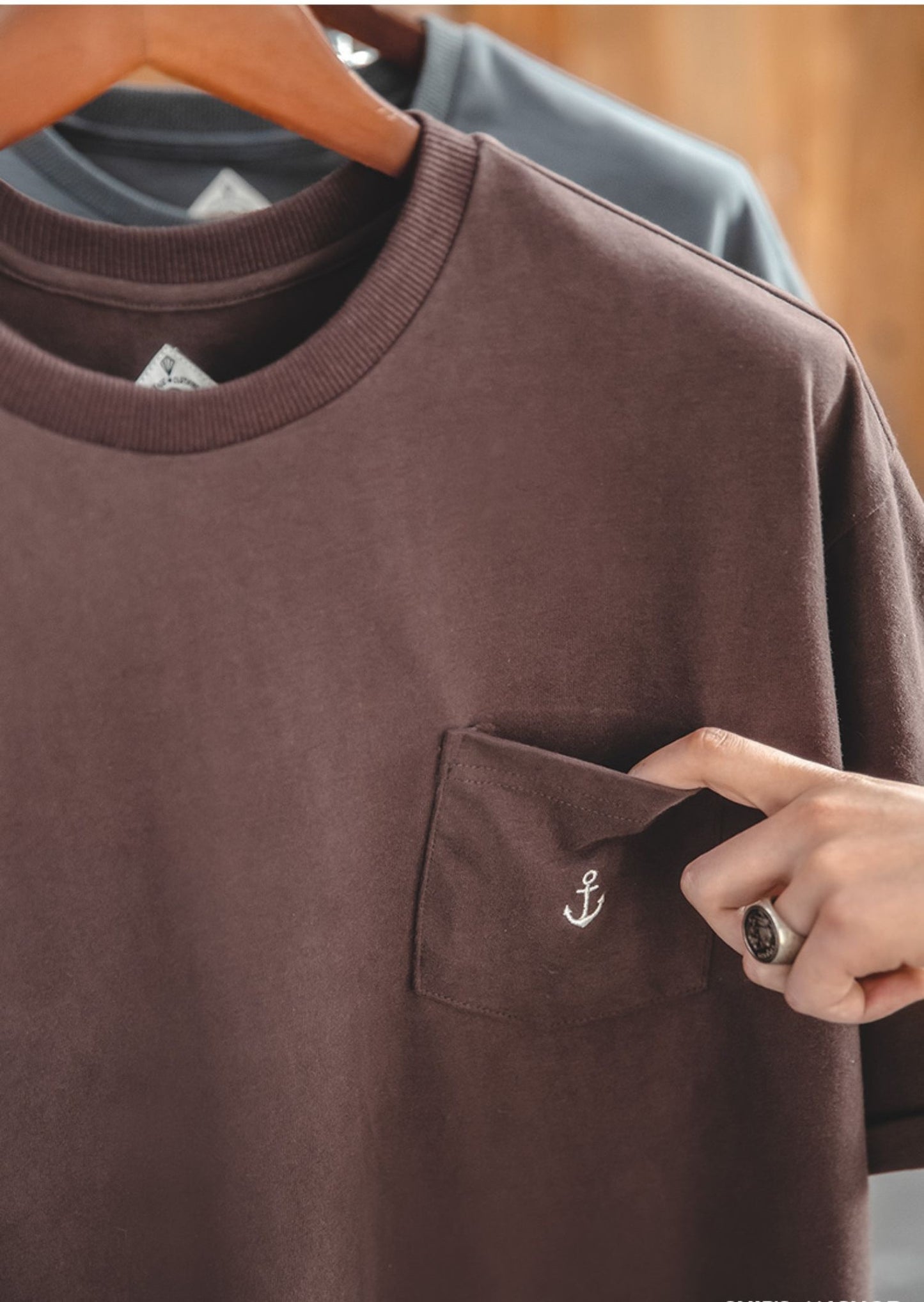胸ポケットのアンカー刺繍がポイントに◆コットン100%ポケット5分丈Tシャツ◆S~2XL