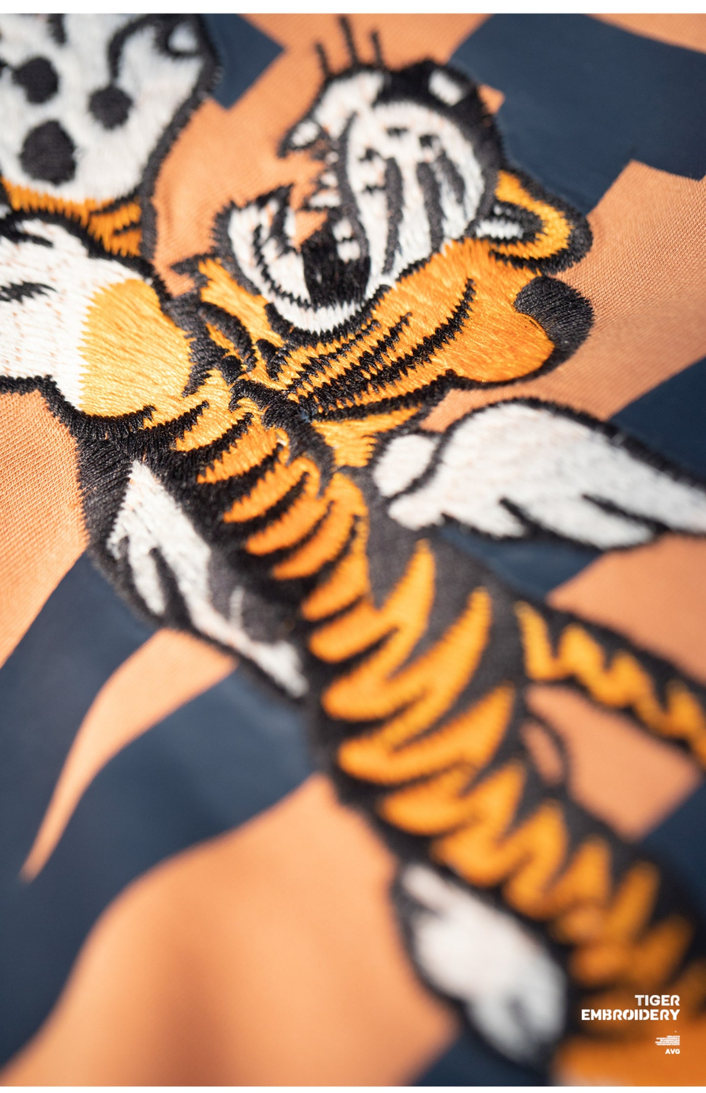 目の詰まった刺繍のクオリティーも抜群◆TIGER刺繍AIR FORCETシャツ◆S~2XL
