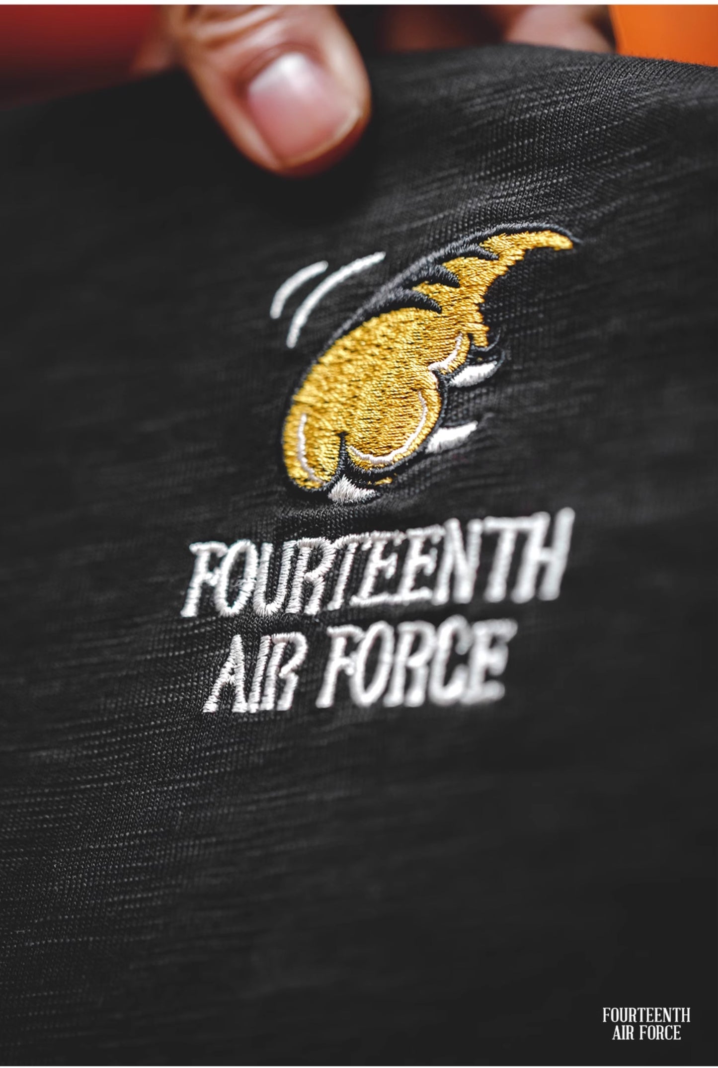 目の詰まった刺繍のクオリティーも抜群◆Flying Tigers刺繍Tシャツ◆S~3XL