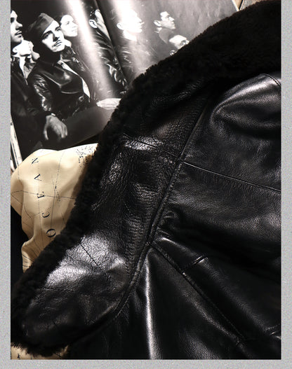 １点のみスペシャルSALE◇Lサイズ◇ゆったりシルエット◇航路地図柄の裏地◇カウレザーB-15フライトジャケット◇