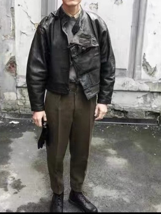 △細部のディテールまで完璧な拘り△スウェーデン軍 レザーモーター