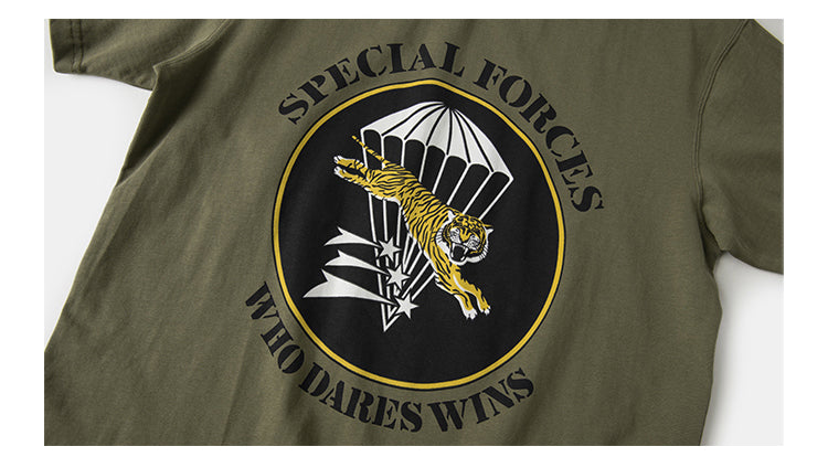 ２色展開◆色味、プリントの雰囲気もGOOD◆ヴィンテージ復刻 FLYING TIGERプリント Ｔシャツ◆S～2XL
