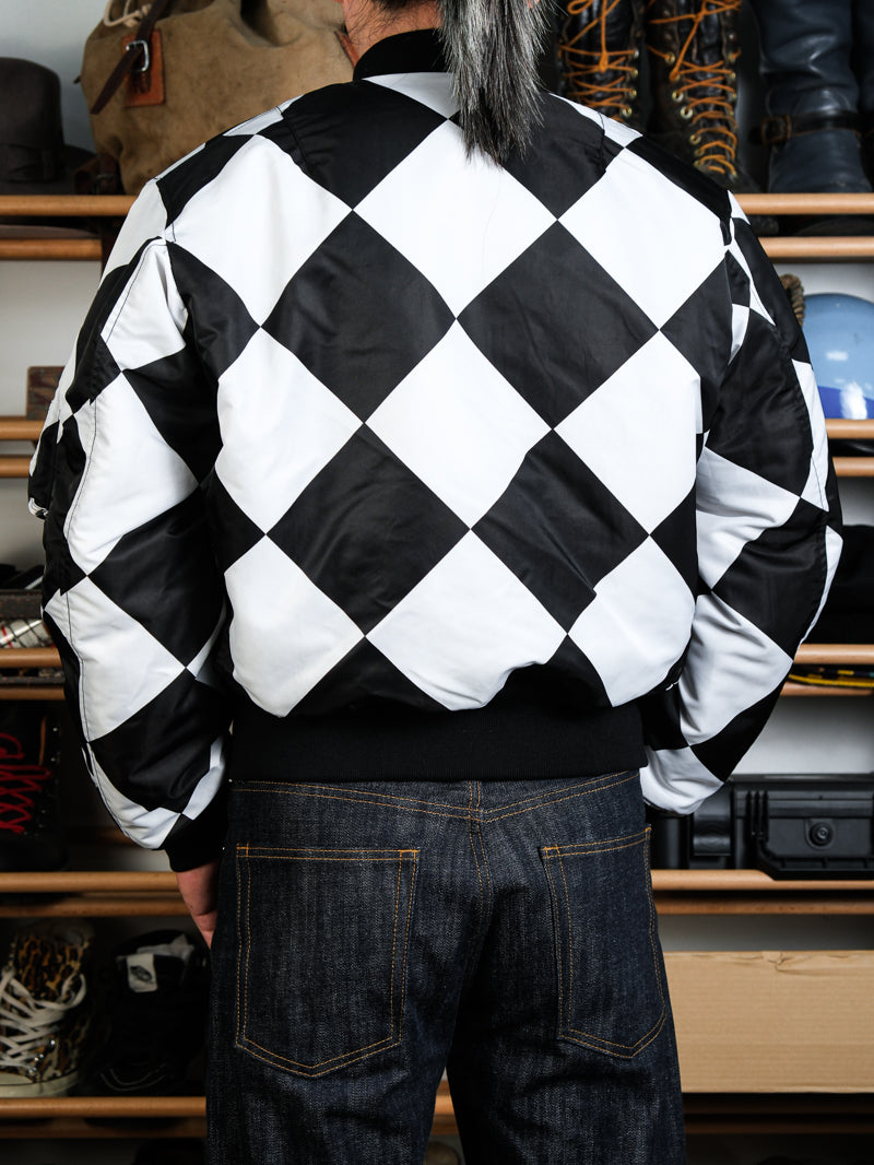 真冬にも▲リバーシブルデザイン チェッカー柄MA-1ジャケット 中綿入り▼S～2XL